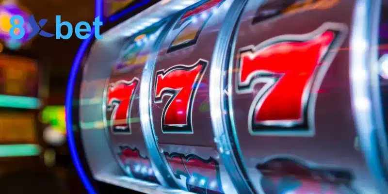 Bật mí kinh nghiệm chọn máy slot 8XBET dễ trúng
